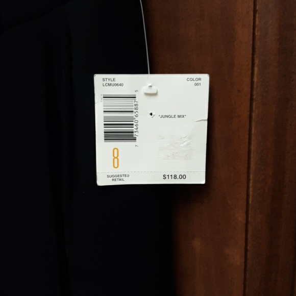 Liz Claiborne - Picture 4 of 4